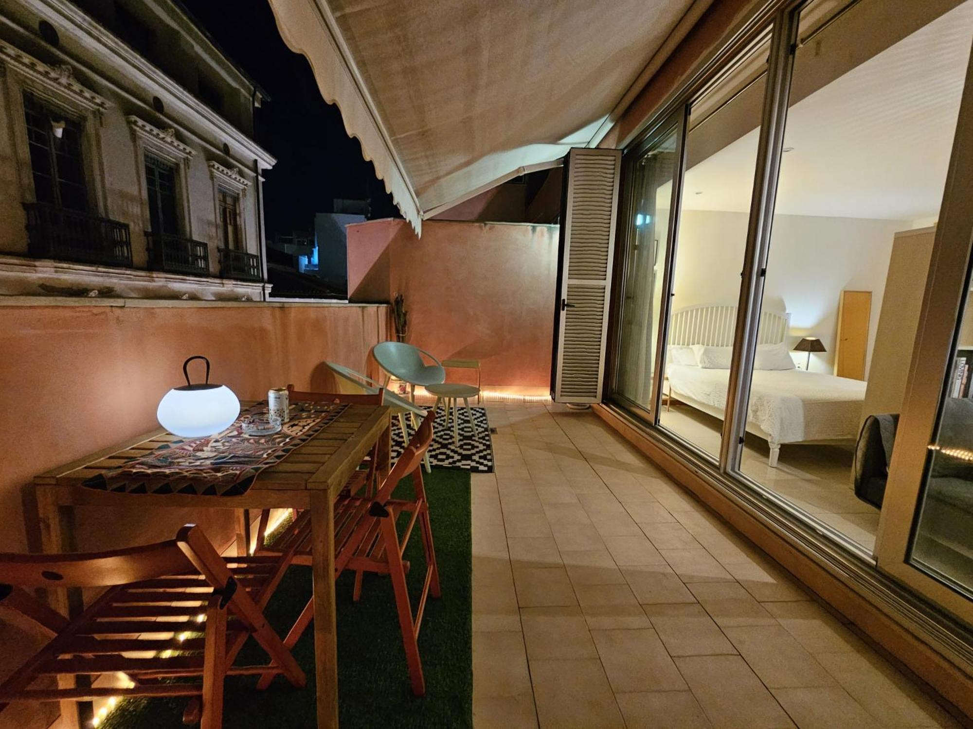 Big Terrace In Private Loft On San Francisco Street Apartment