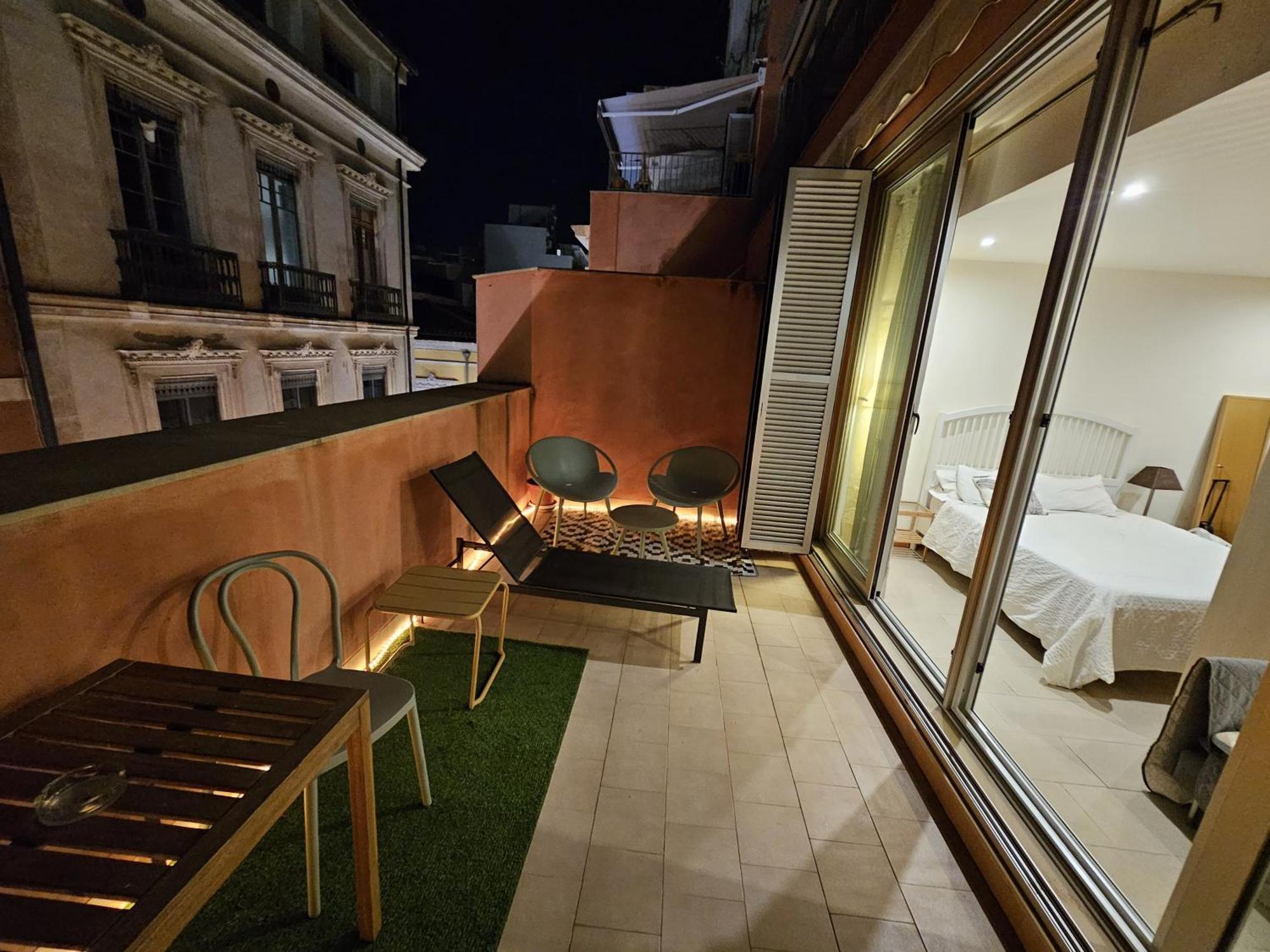 Big Terrace In Private Loft On San Francisco Street *